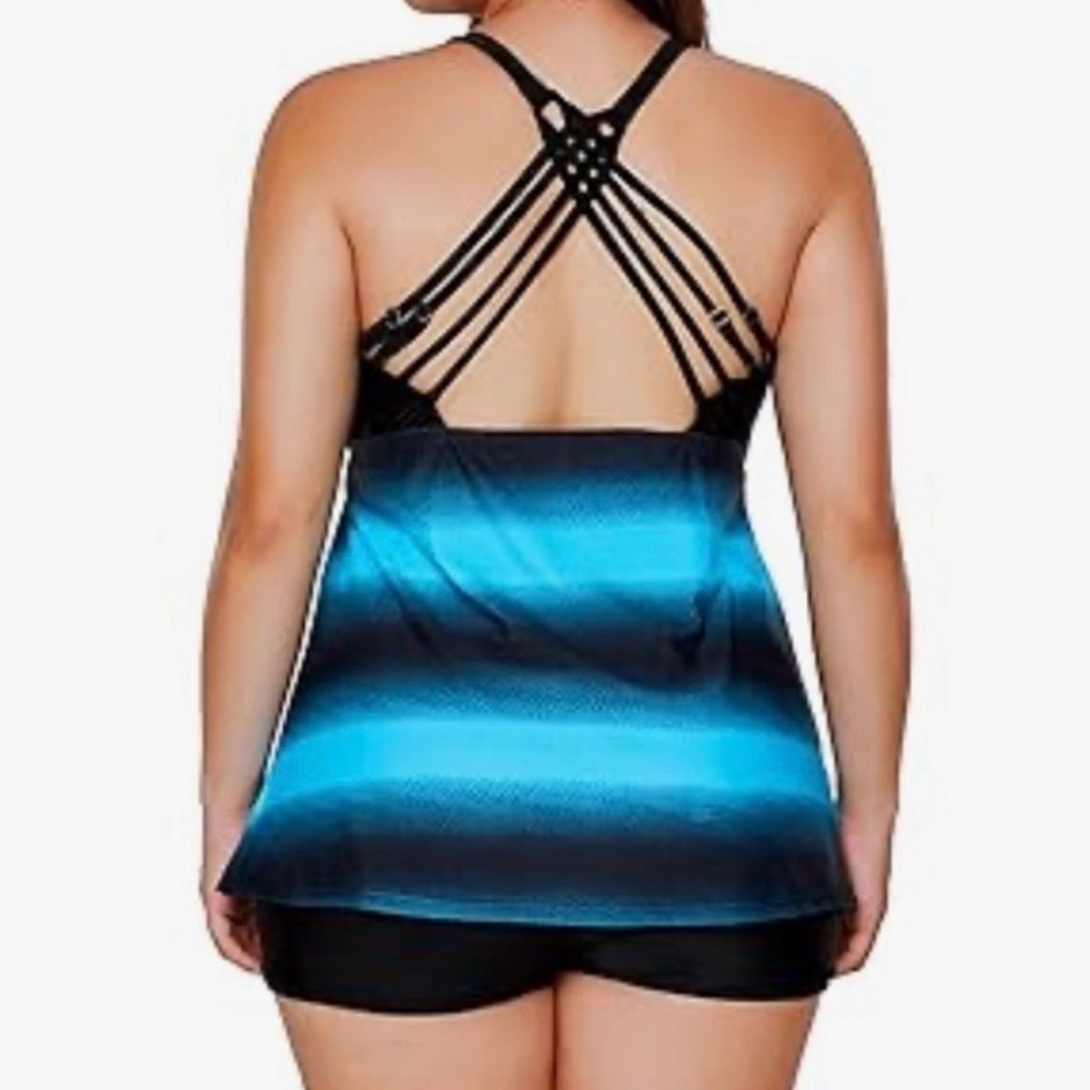 NEW⚡️Tankini Bikini
Strappy back & TEAL Boy shorts
Bathing suit- Swimsuit 🌴 - Picture 5 of 5